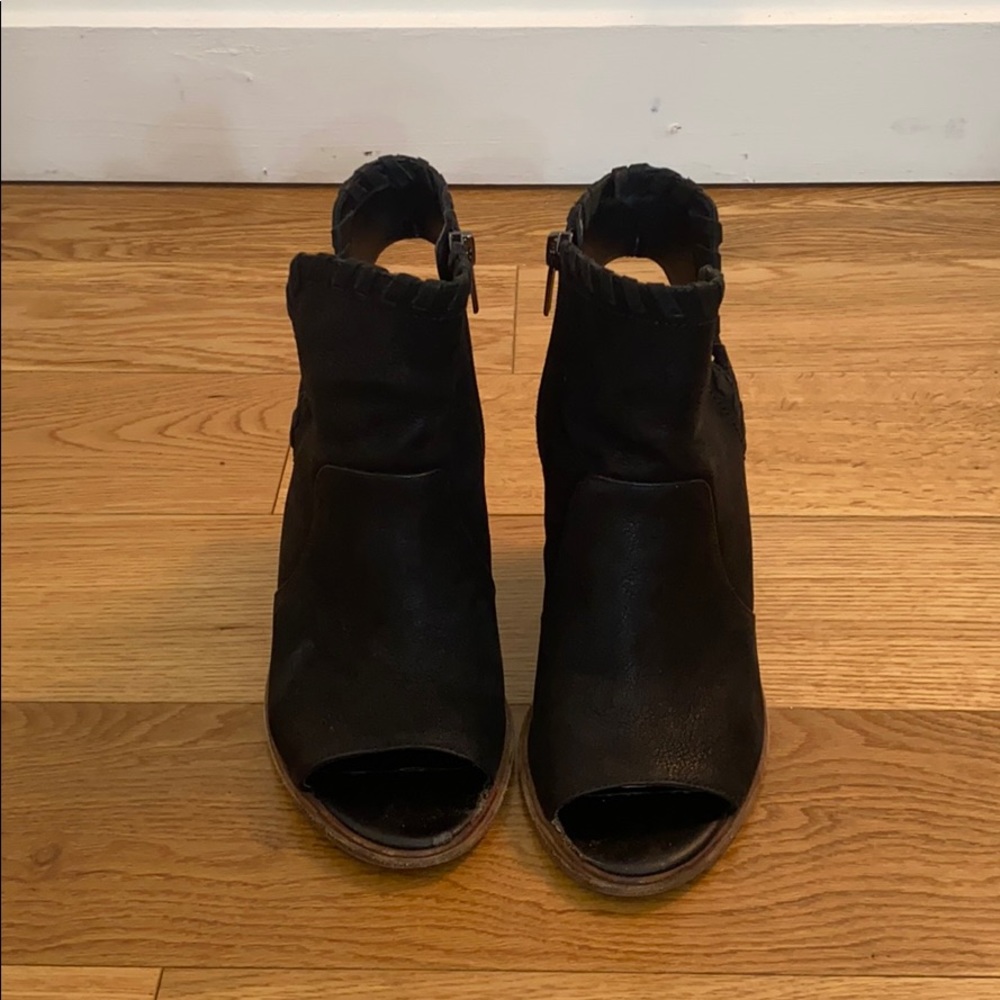 Vince Camuto Black Heeled Booties